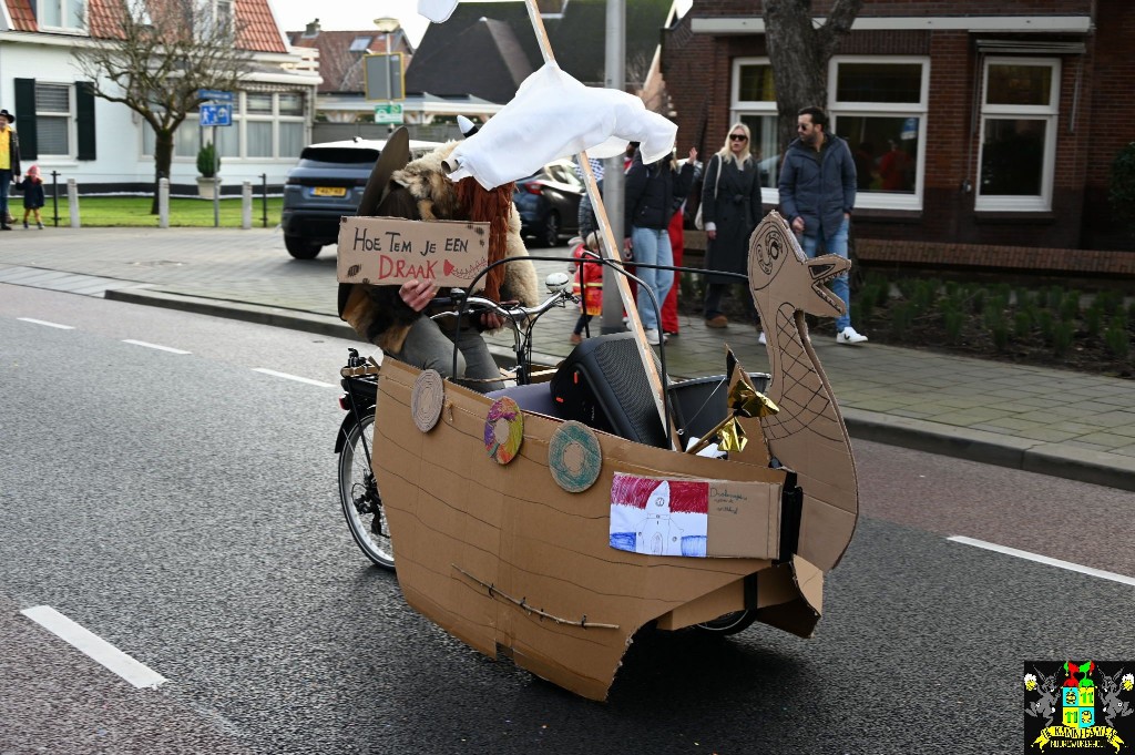 ../Images/Kinderoptocht 2024 038.jpg